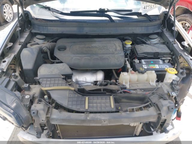1C4PJLCB6LD582449 Jeep Cherokee Latitude Fwd