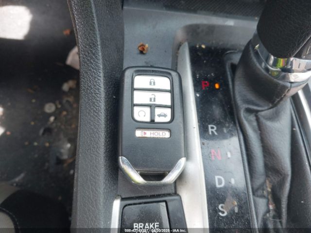 2HGFC4B00GH300246 Honda Civic Lx-p