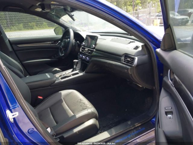 1HGCV1F33NA038928 Honda Accord Sport