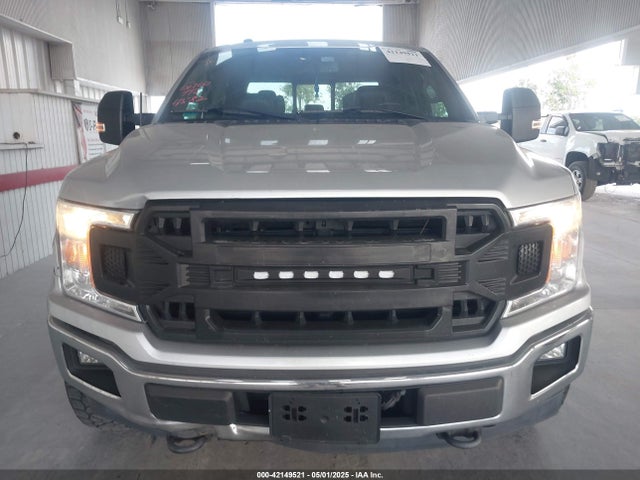 1FTFW1E14JFE70076 Ford F-150 Lariat