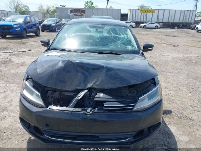3VWD17AJXEM393683 Volkswagen Jetta 1.8t Se