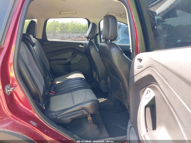1FMCU9GD2JUB36957 Ford ESCAPE SE