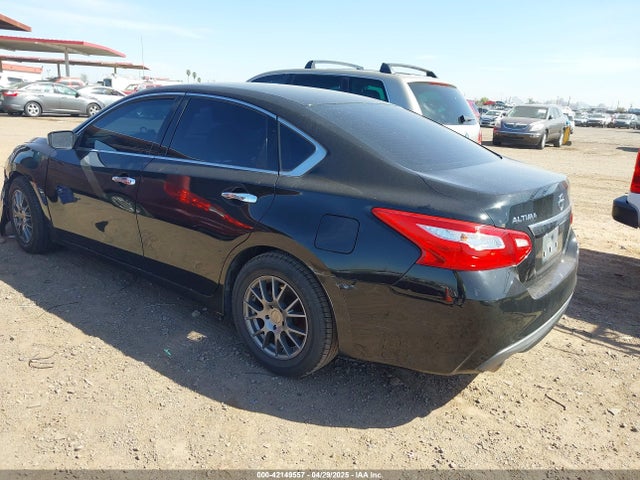 Nissan 2016 2016 1N4AL3AP1GC232954 Image 3