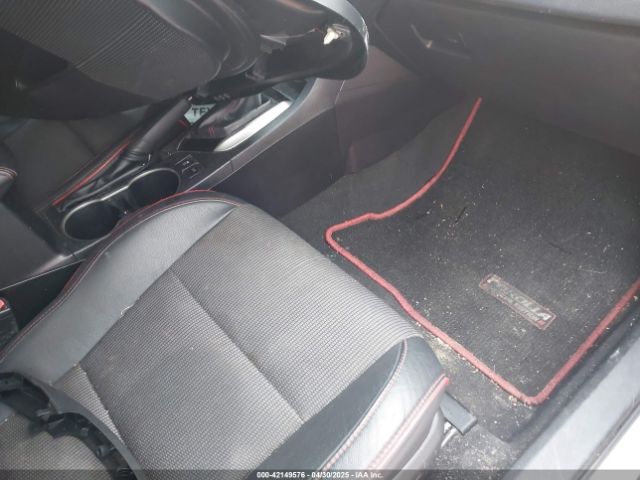 2T1BURHE6GC532208 Toyota Corolla S W/special Edition Pkg