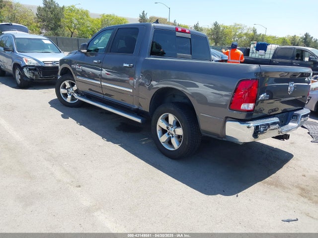 1C6RR6LG3JS334285 RAM 1500 Big Horn  4x2 5'7 Box