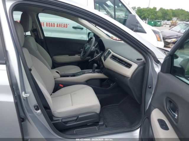3CZRU5H33NM725078 Honda Hr-v 2wd Lx