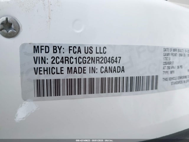 2C4RC1CG2NR204647 Chrysler Voyager Lx