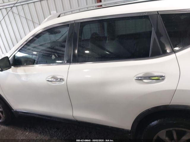 5N1AT2MT1FC860407 Nissan Rogue Sl