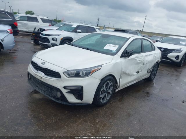 3KPF24AD9LE208838 KIA Forte Lxs