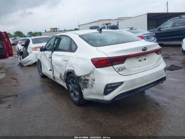 3KPF24AD9LE208838 KIA Forte Lxs