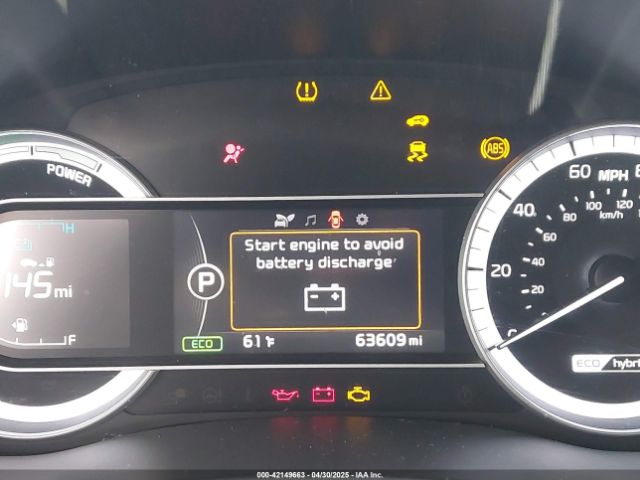 KNDCB3LC5K5351412 KIA NIRO LX