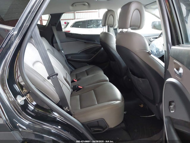 5NMZUDLB2HH021864 Hyundai Santa Fe Sport 2.4l
