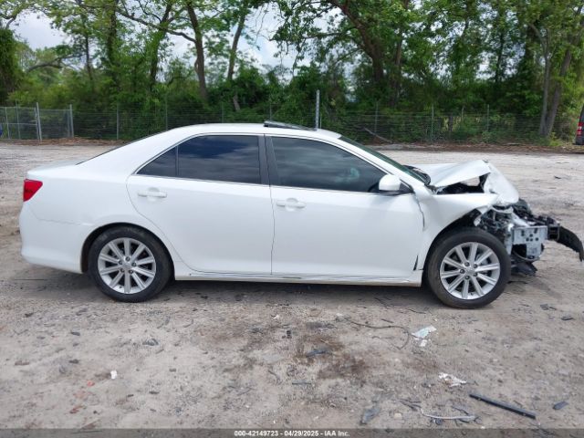 4T1BF1FK0EU357194 Toyota CAMRY XLE