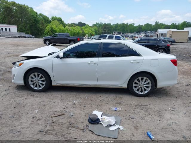 4T1BF1FK0EU357194 Toyota CAMRY XLE