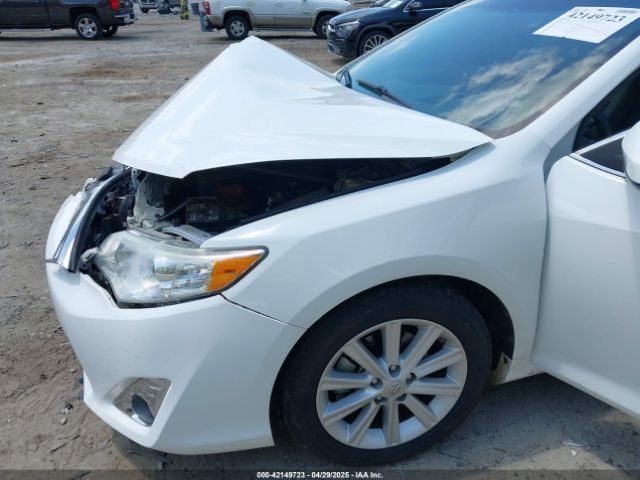 4T1BF1FK0EU357194 Toyota CAMRY XLE