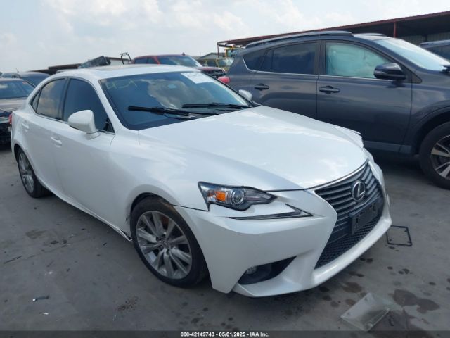 2016 LEXUS IS 200T JTHBA1D21G5035407