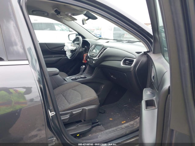 3GNAXKEX3JL400406 Chevrolet EQUINOX LT