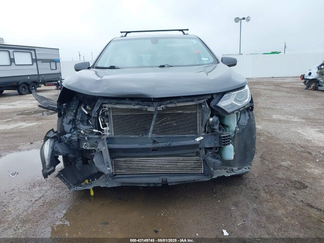 3GNAXKEX3JL400406 Chevrolet EQUINOX LT