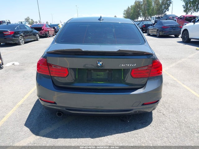 BMW 328D 2014 WBA3D3C51EK155031 Image 16
