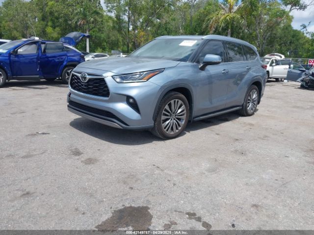 5TDFZRBHXNS175366 Toyota Highlander Platinum