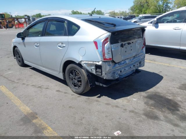 JTDKN3DU6F0477579 Toyota Prius Two