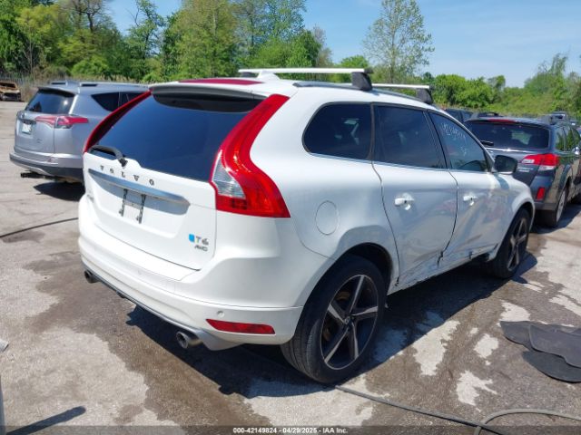 YV4902DZ0E2546642 Volvo Xc60 T6 R-design Platinum
