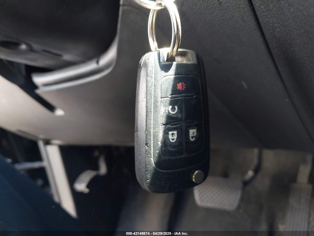 2GNFLFEK0G6338103 Chevrolet EQUINOX LT