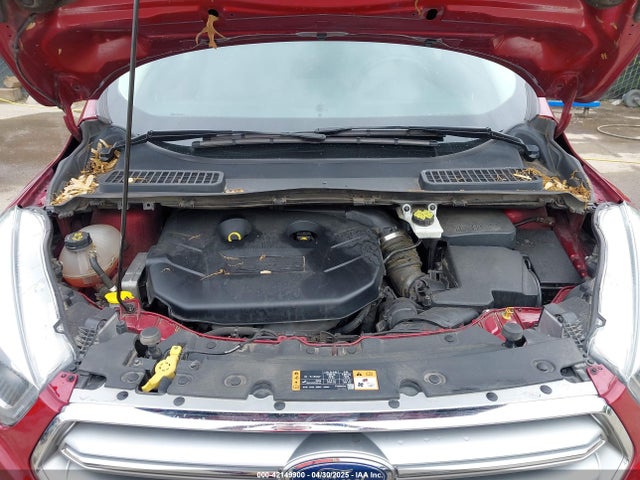 1FMCU9J93HUD53402 Ford Escape Titanium