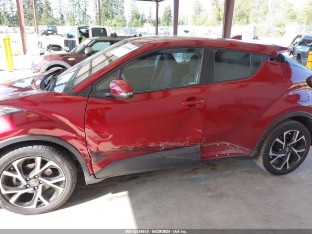NMTKHMBX6JR027381 Toyota C-HR XLE