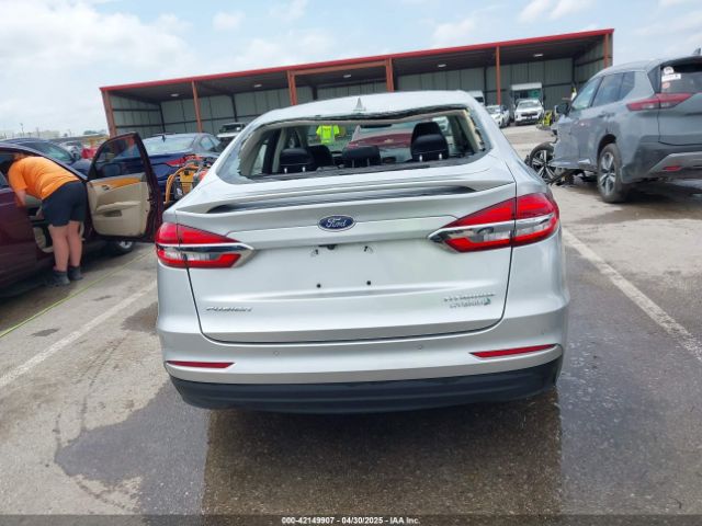 3FA6P0RU9KR139757 Ford Fusion Hybrid Titanium