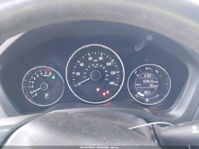 3CZRU6H36JM732073 Honda HR-V LX