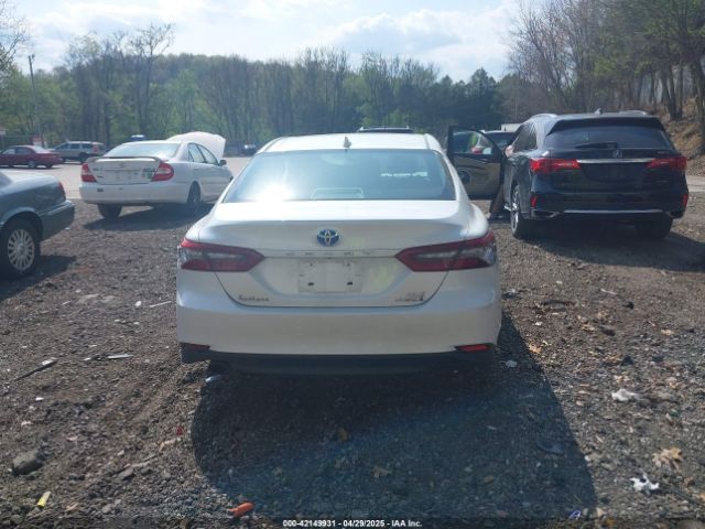 4T1F31AK8NU574042 Toyota Camry Xle Hybrid