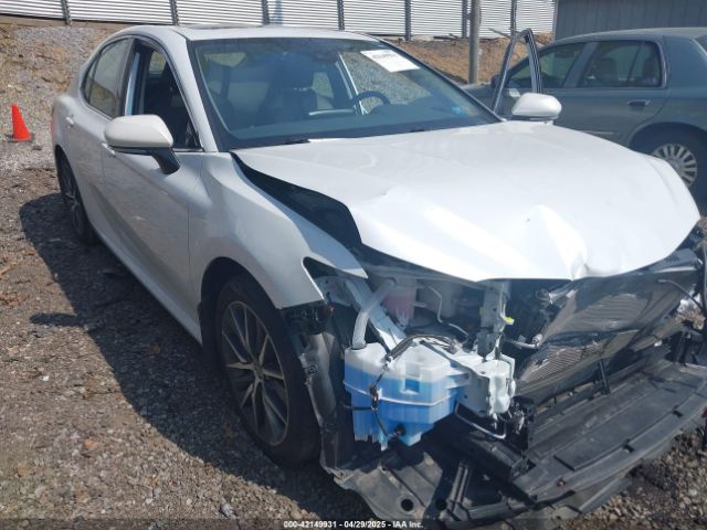 4T1F31AK8NU574042 Toyota Camry Xle Hybrid
