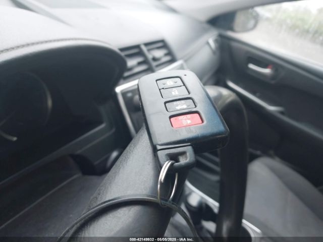 4T1BD1FK8FU159177 Toyota Camry Hybrid Le