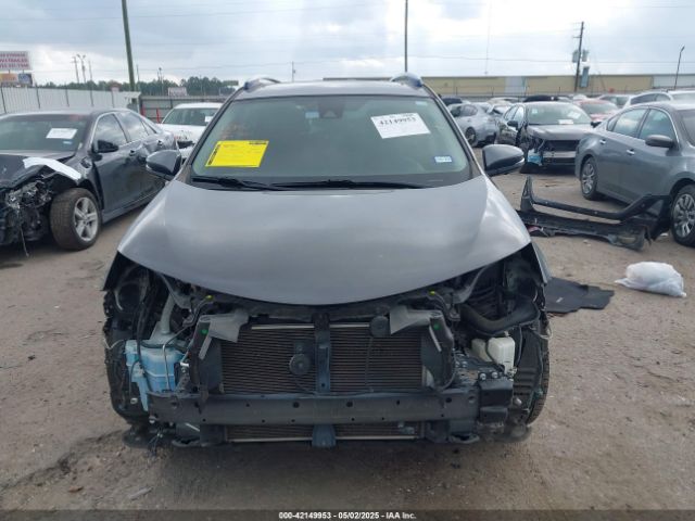 JTMYFREV2HJ127865 Toyota Rav4 Limited