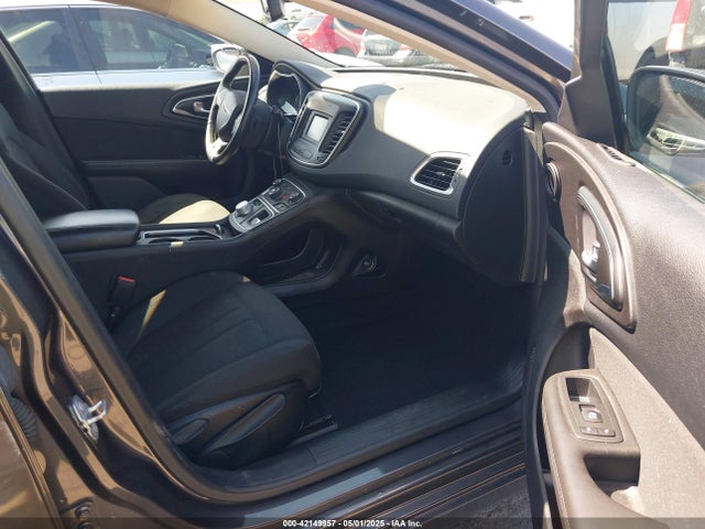 1C3CCCAB4FN747249 Chrysler 200 Limited