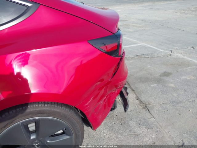 5YJ3E1EA1NF138984 Tesla Model 3 Rear-wheel Drive