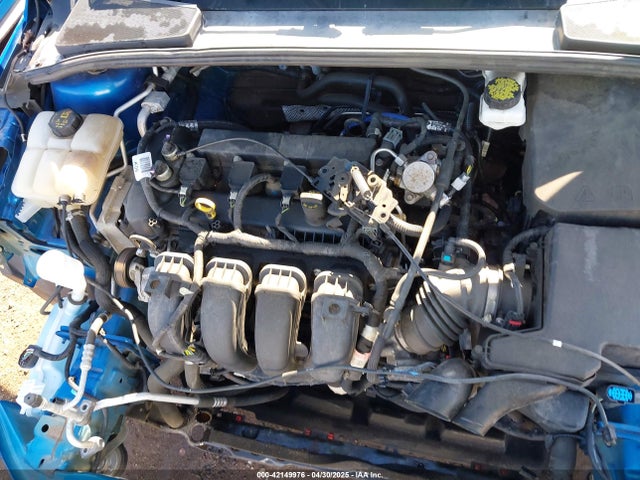 1FADP3K26JL276685 Ford FOCUS SE