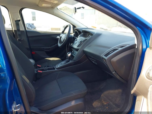 1FADP3K26JL276685 Ford FOCUS SE