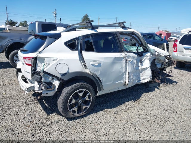 Subaru naturally aspirated 2018 JF2GTADC7JH340489 Image 4