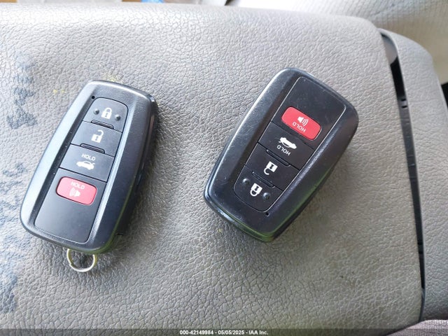 4T1L11AK8LU952382 Toyota CAMRY LE