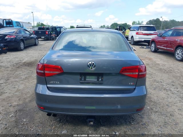 3VW267AJ0GM302867 Volkswagen Jetta 1.4t S