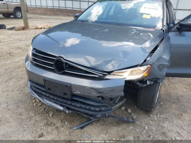 3VW267AJ0GM302867 Volkswagen Jetta 1.4t S