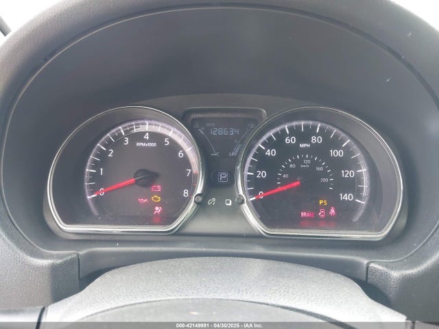 3N1CN7AP3HK433810 Nissan Versa 1.6 Sv