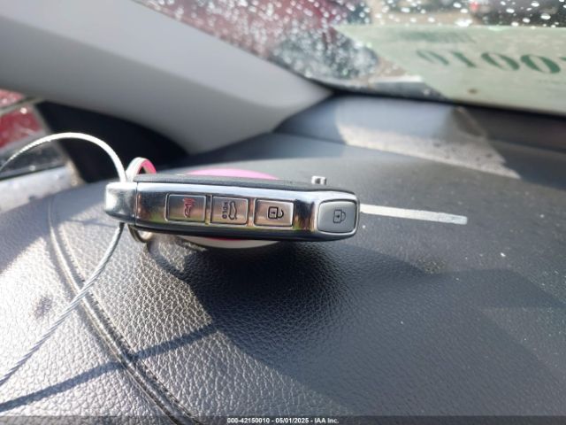 3KPF24AD5NE430893 KIA Forte Lxs