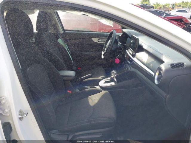 3KPF24AD5NE430893 KIA Forte Lxs
