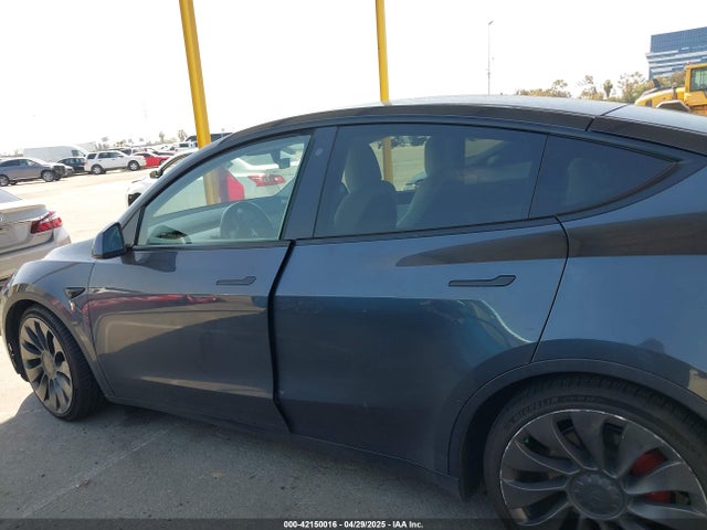 5YJYGDEFXLF058707 Tesla Model Y Long Range Dual Motor All-wheel Drive/performance Dual Motor All-wheel Drive