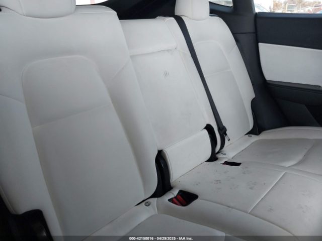 2020 TESLA MODEL Y 5YJYGDEFXLF058707 Photo 7