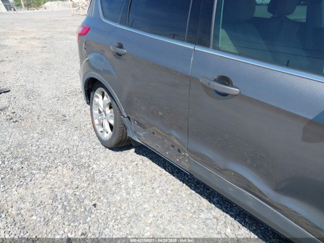 1FMCU0J9XEUA53301 Ford Escape Titanium