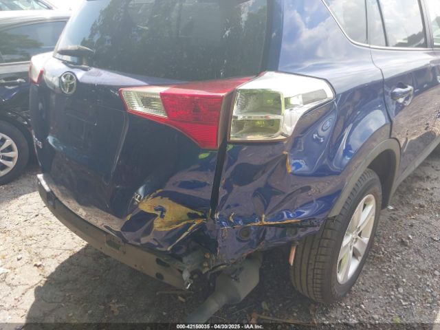 2T3WFREV3EW112070 Toyota Rav4 Xle